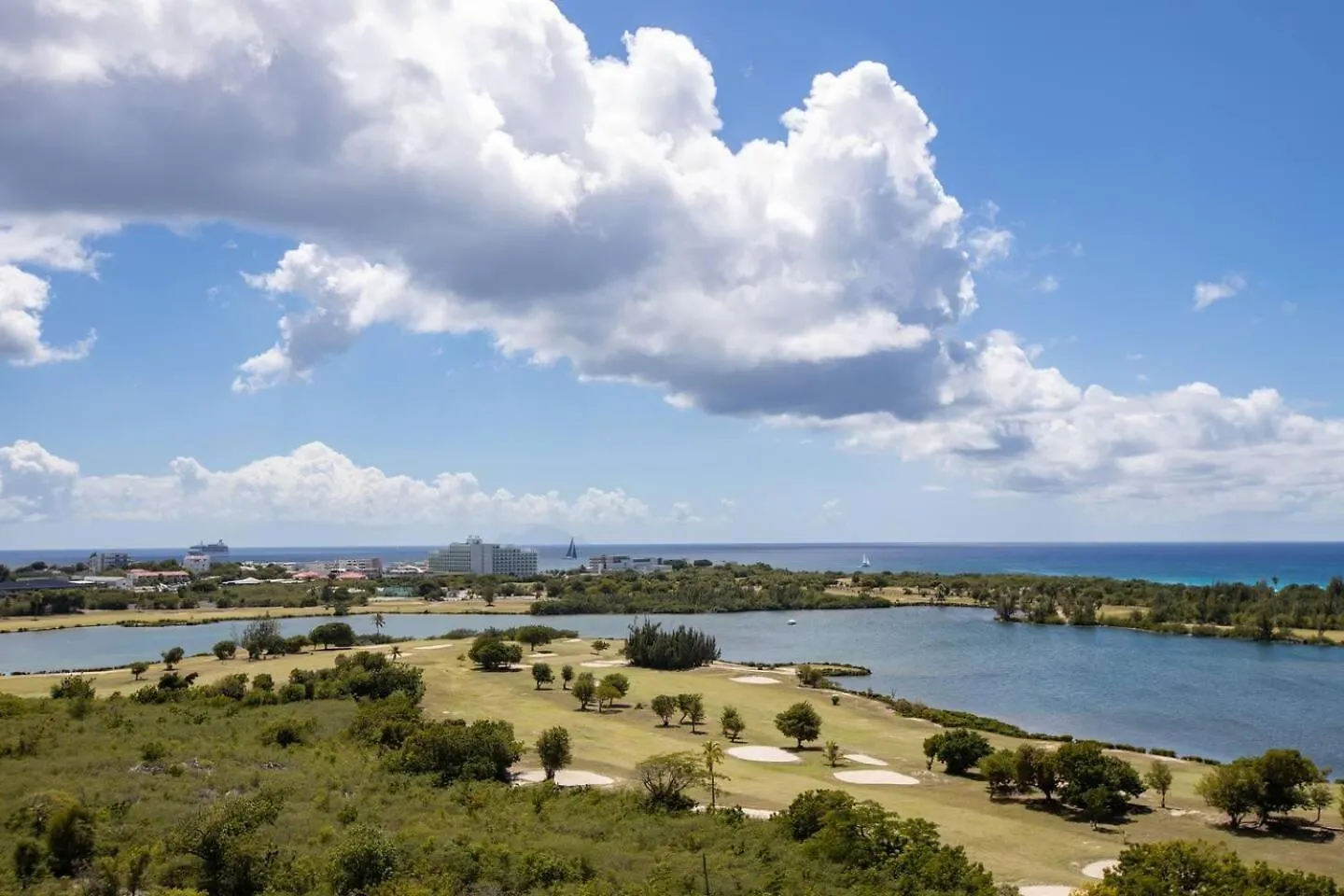 Lejlighed Serenity Penthouse - The Pinnacle Of Luxury Maho Sint Maarten